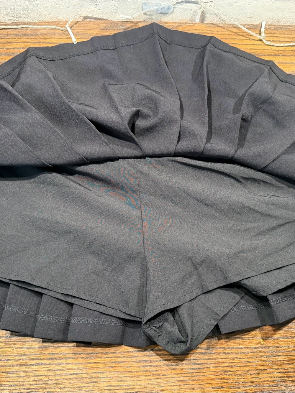 Emerson Lang Modern Pleated Mini Skirt in black - Picture 5 of 8